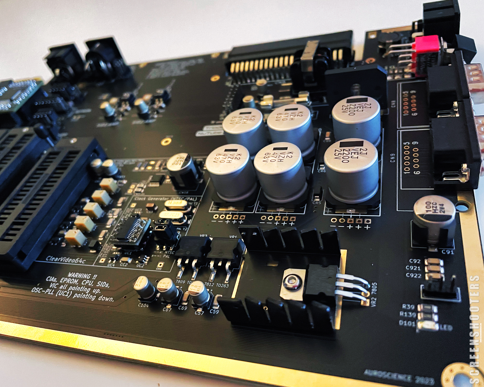 C64-147-EVO64_16.jpg